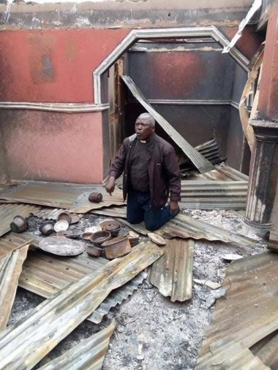 AzatAlsalim's tweet image. There is an ongoing genocide against Christians in Nigeria.