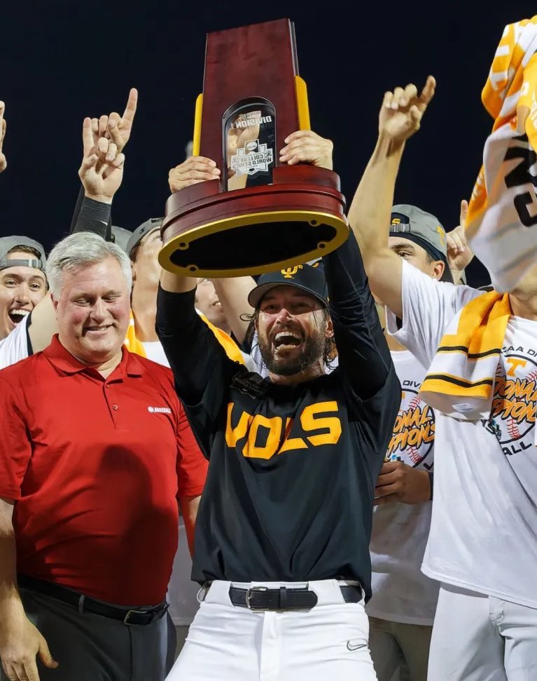 bigdonkey47's tweet photo. Tony Vitello turned the Vols into one of the most electric programs in the nation. First manager to ever jump directly from college to the bigs without any pro baseball experience is rad. Tennessee legend https://t.co/JKoNNjQowF