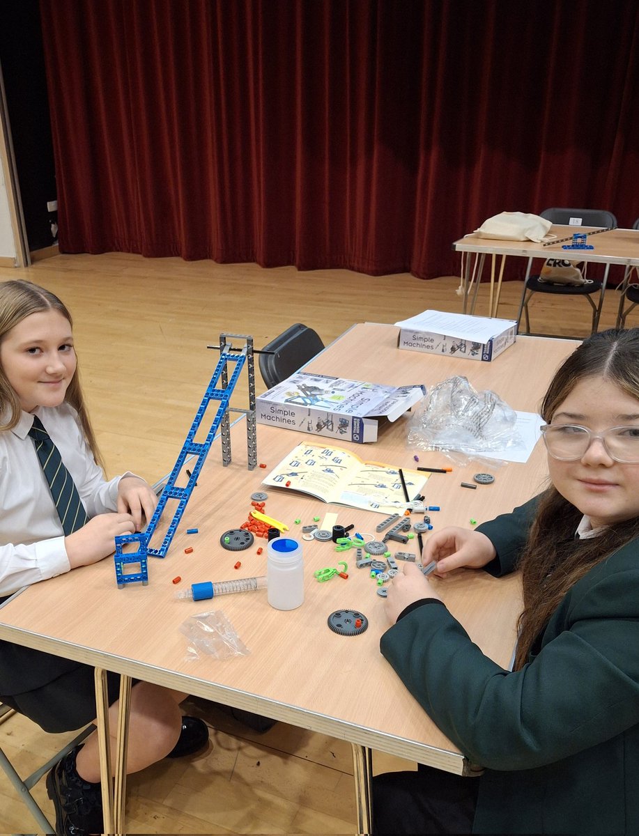 St Stephen's HS STEM tweet media