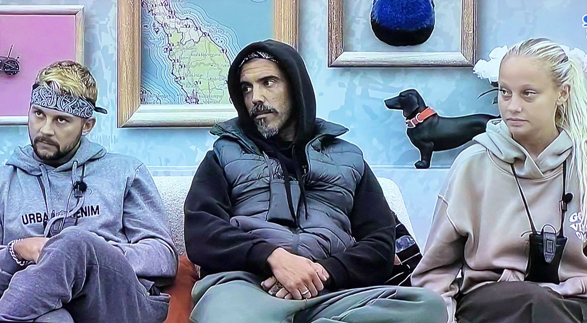 #sstvi

O sem graça, o desgraça e a nem de graça.