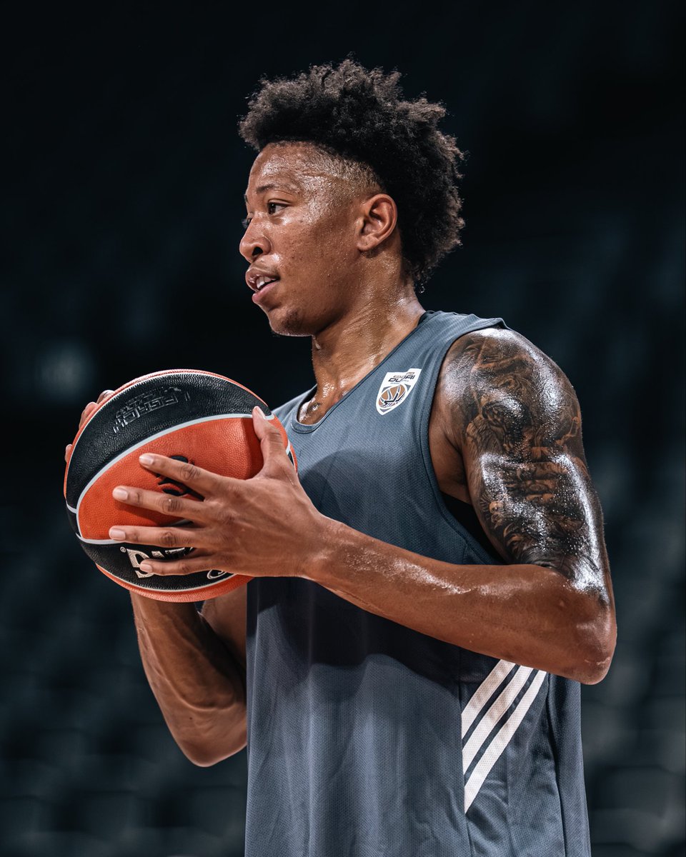 dubaibasket's tweet photo. Straight to work, no time to waste🔥 https://t.co/z2y605QslH