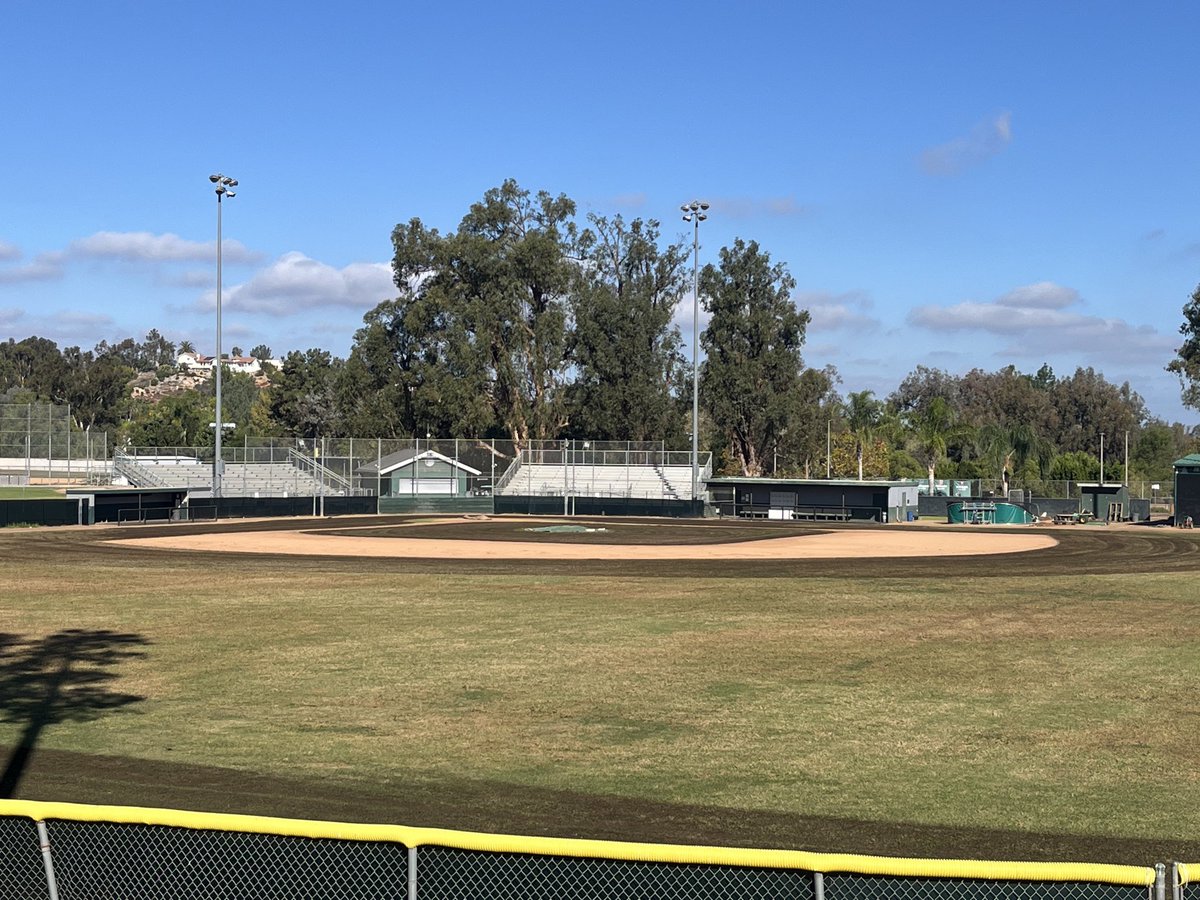 PHSBaseballLive's tweet image. Fertilizer going out on the field today. Just wait ‘till March…
