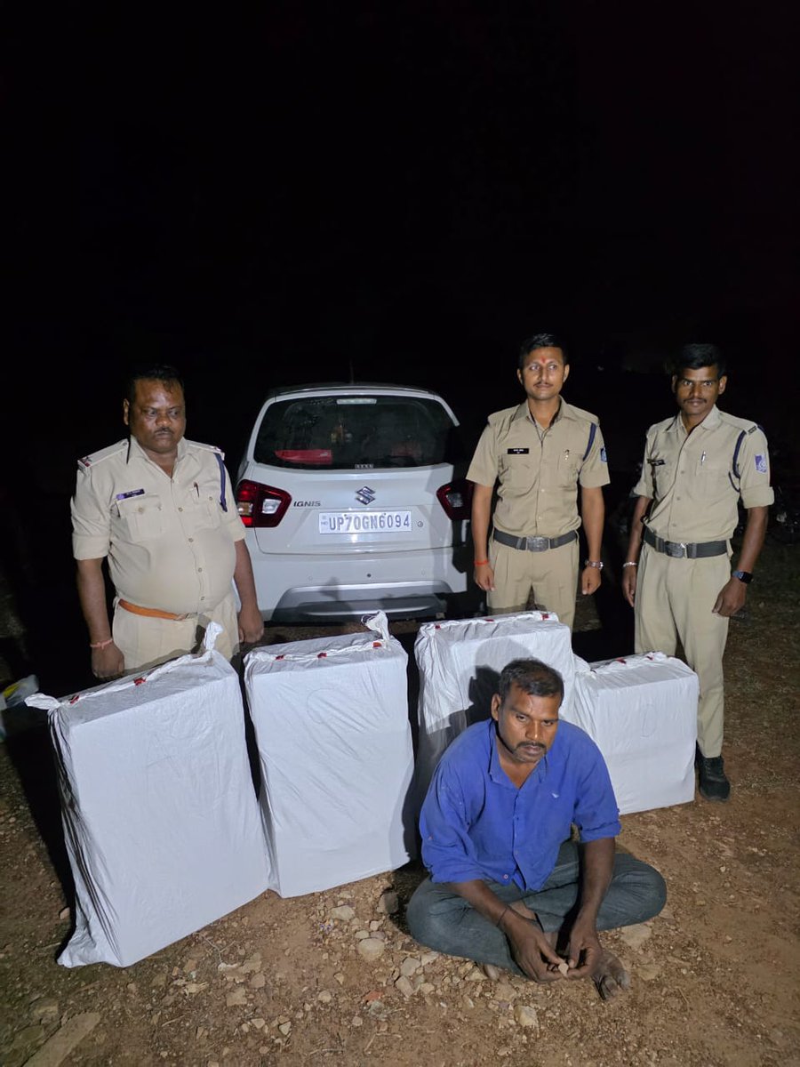 mohdept's tweet photo. मध्यप्रदेश पुलिस द्वारा नशे के खिलाफ छेड़े गए अभियान के तहत रीवा और सीधी जिलों की पुलिस ने एक बड़ी कार्रवाई को अंजाम दिया है। संयुक्त अभियान में पुलिस ने कुल 4,054 शीशियाँ नशीली कफ सिरप जब्त की हैं, जिसकी बाजार में अनुमानित कीमत ₹18.40 लाख बताई जा रही है। 
#sidhimp #rewamp https://t.co/dENurGPMK0