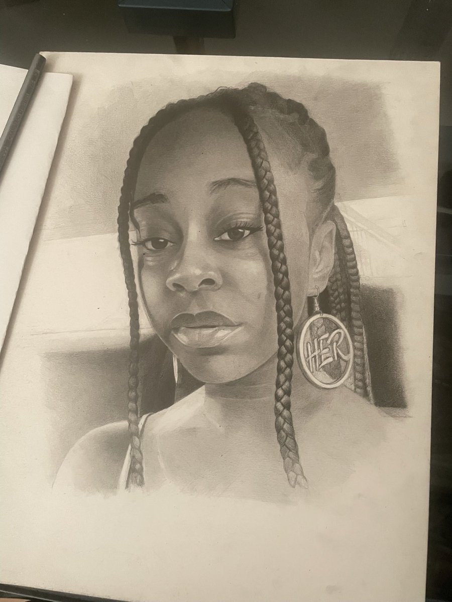 kenislegend's tweet image. Hey I’m doing graphite portrait drawings for $200 until the end of November.