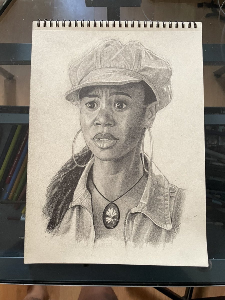 kenislegend's tweet image. Hey I’m doing graphite portrait drawings for $200 until the end of November.