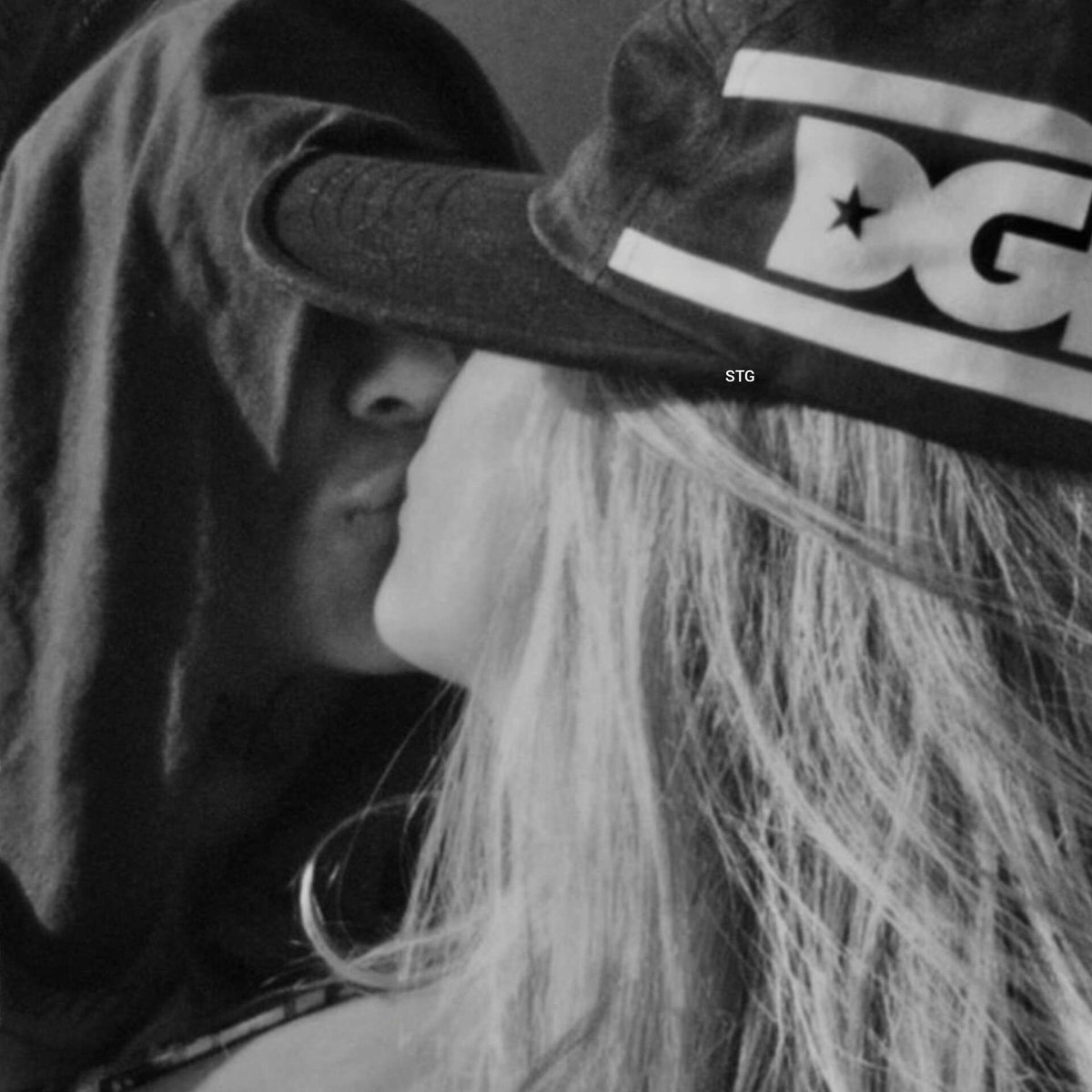 stloveds's tweet image. Eu te conheci sem saber que iria te amar tanto.... /@