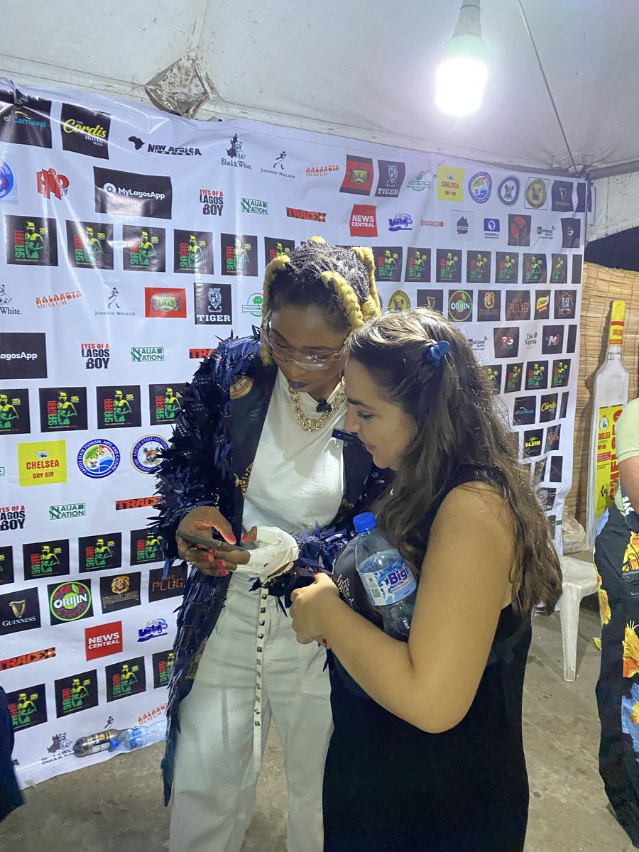 MayShuaOfficial's tweet photo. . . some aMAYzing JPEGs 📸 💂♂️
#MAYSHUA
#NBRS
#NaijasBestRappingShawteey
#FELABRATION
#FELABRATION2025
#TheNewAfrikaShrine
#Uak
#UalredeeKnow
#YZZMMRRR 🪂 https://t.co/Mb1PNedYgH