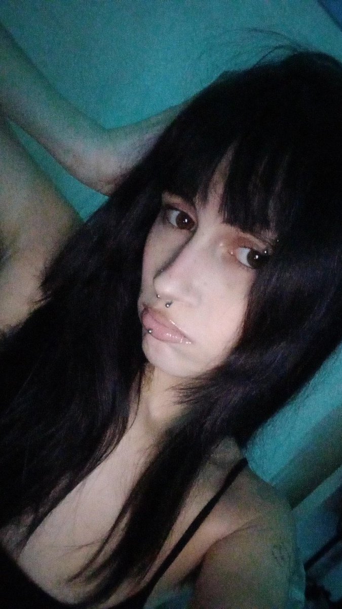 _heartands0ul_'s tweet image. Jai voulu faire cheveux bleu mais ça na pas marché... #echec