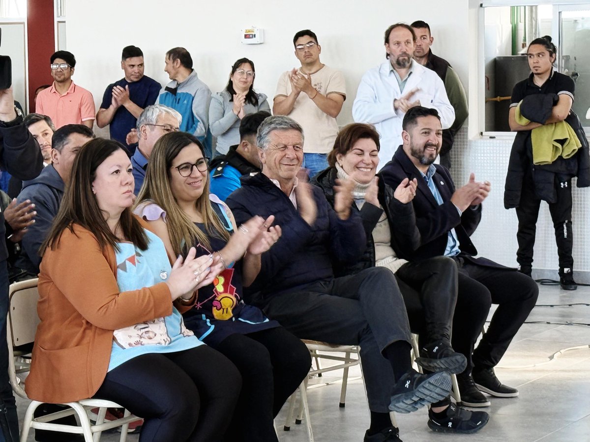 gustamenna's tweet image. NUEVA ESCUELA DE NIVEL INICIAL N° 477 EN PASO DE INDIOS

Cuando @NachoTorresCH asumió como gobernador en diciembre de 2023 habían pasado 6 años sin que se construyeran nuevos edificios escolares en Chubut.  En este lapso de menos de dos años de Gobierno ya se entregaron…