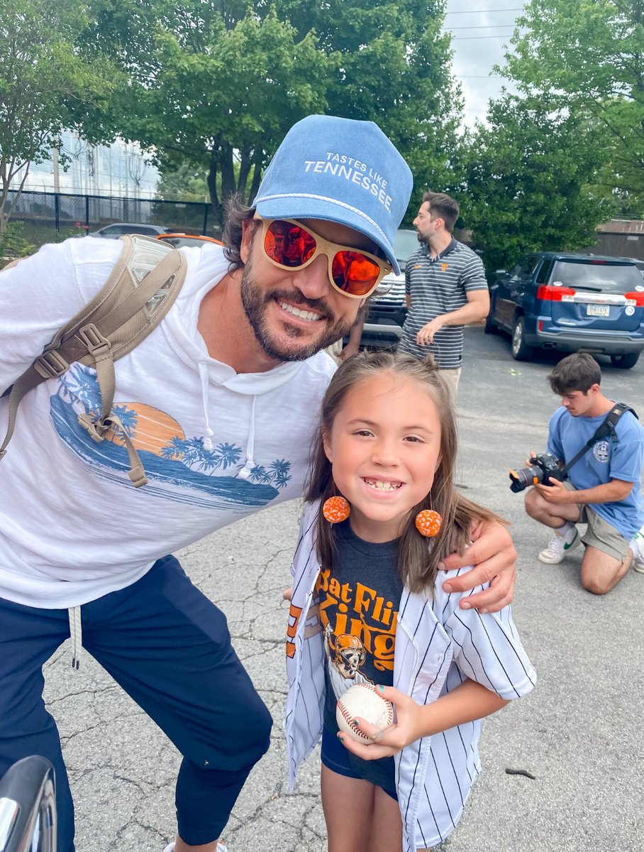 Alexis Foust tweet media