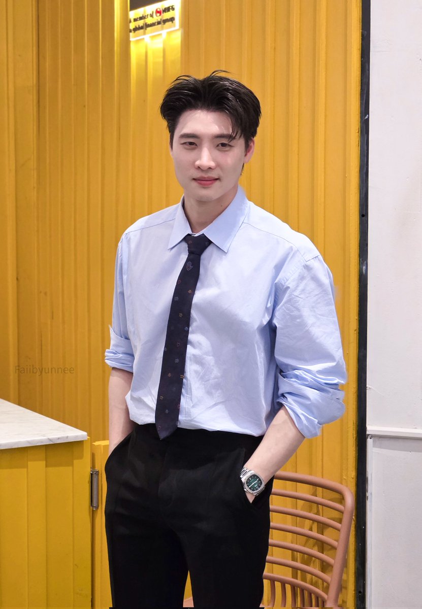 faiibyunnee's tweet image. คุณชายท่านหนึ่ง 👨‍💼

#MeanPhiravich
#MeanTro