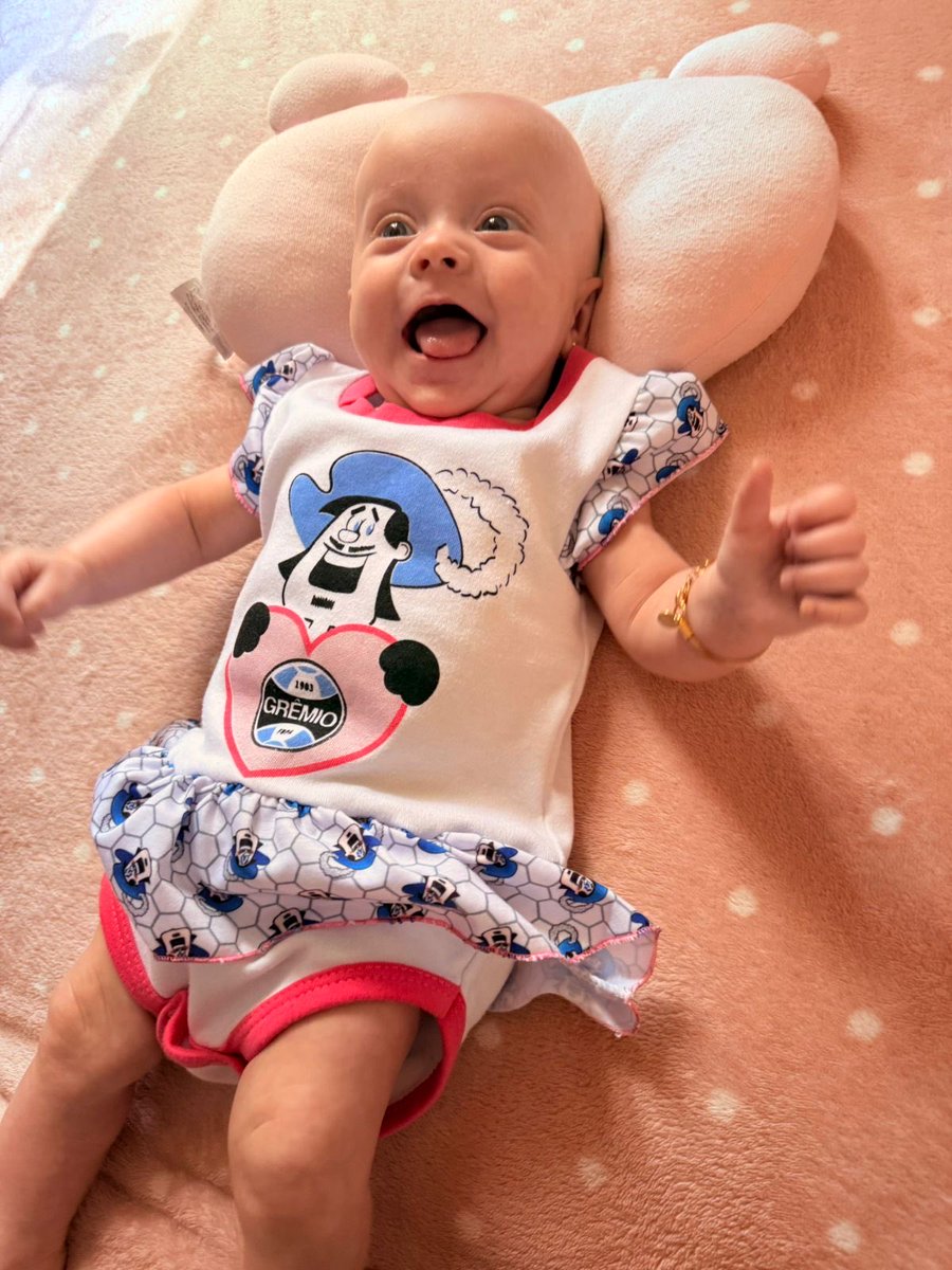 Hey…. <a href="/Gremio/">Grêmio FBPA</a> !!! Mais duas novas representantes tricolores!!!!!!