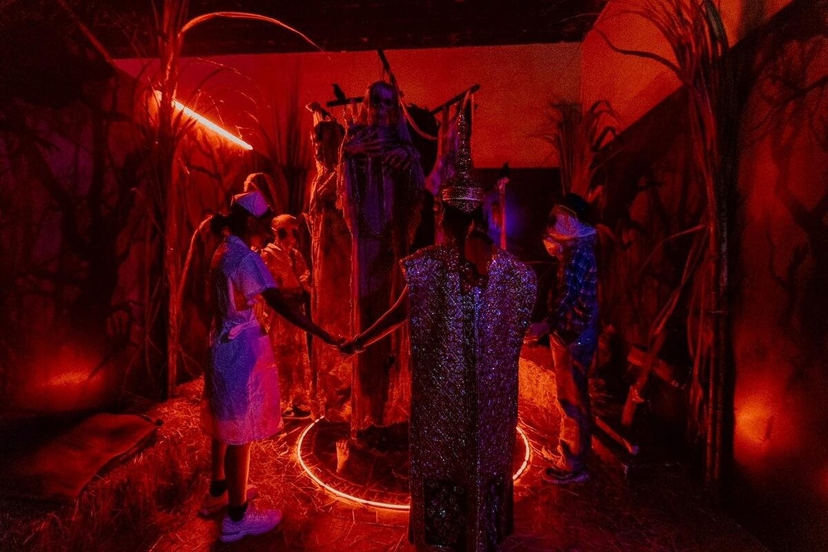 XBomberThailand's tweet image. セントラルワールドに巨大お化けが出現! SNSで話題のハロウィンイベント「Spooky Boo」。 
#セントラルワールド #巨大おばけ #SpookyBoo #ハロウィン 
x-bomberth.com/20251023centra…