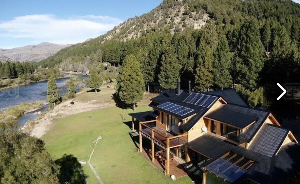 The Masculine urge to…

Buy a home for 980k in rural patagonia 🇦🇷

Raise a family.

Host an unreasonable amount of asados.

Get a flip phone

&amp;

Never consume the news again.