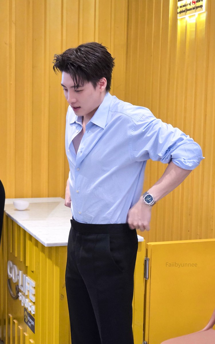 faiibyunnee's tweet image. ตัวเหลือแค่เนี้ย 🤏

#MeanPhiravich
#MeanTro