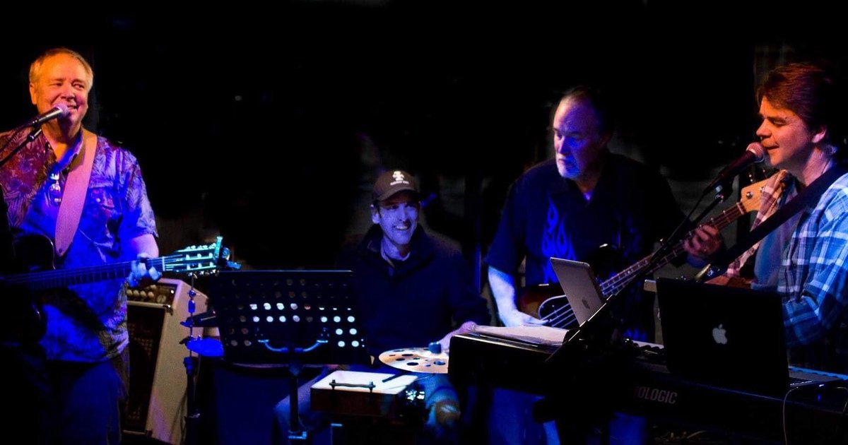 Join us Thursday November 6th, for the first live music we’ve had at Zoe coffee and Kitchen in 10 years! We are pleased to welcome the Jon and Rand Band from 6-9PM.