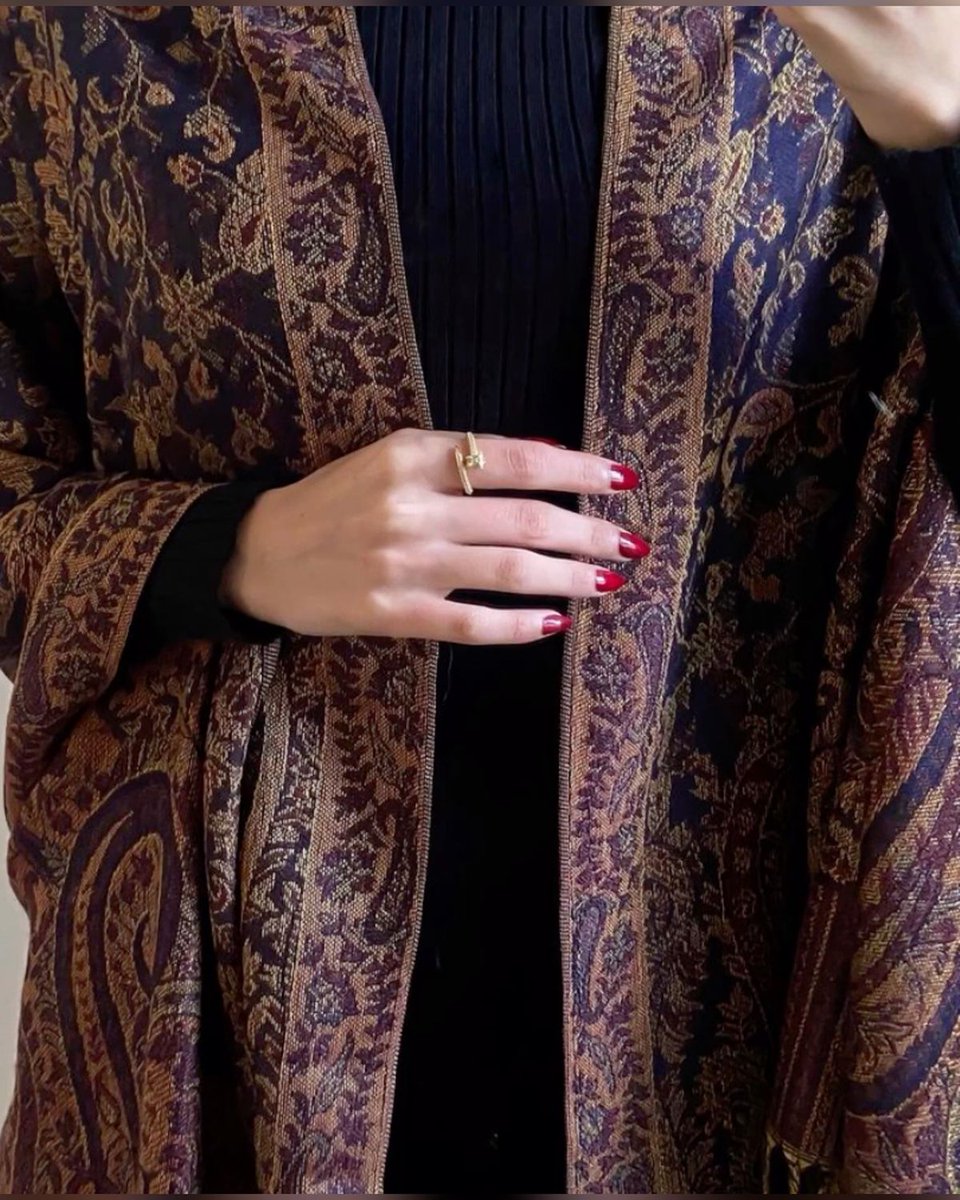 acupofwhiskey's tweet image. The unlimited love for pashmina shawls&amp;gt;&amp;gt;&amp;gt;&amp;gt;&amp;gt;