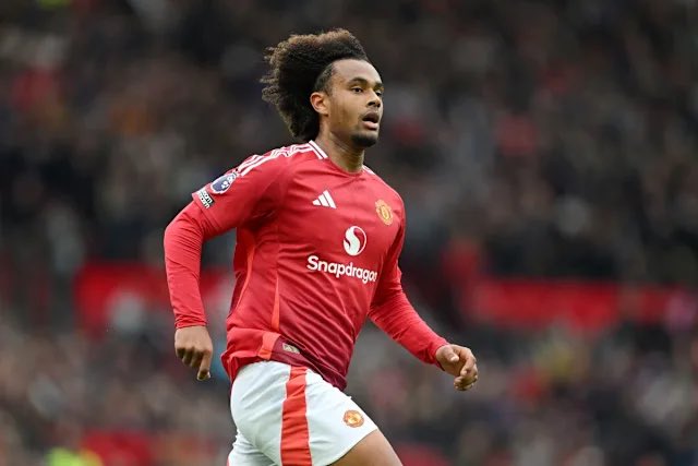 indykaila News (@indykaila) on Twitter photo Exclusive 💣
<a href="/WestHam/">West Ham United</a> make move for Joshua Zirkzee. 
Contact has been made between the clubs. #mufc Exclusive 💣
<a href="/WestHam/">West Ham United</a> make move for Joshua Zirkzee. 
Contact has been made between the clubs. #mufc