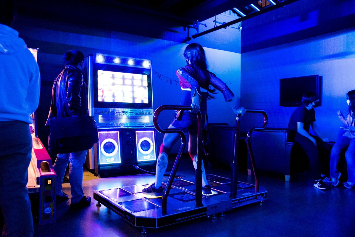 MasonPatriots's tweet image. Join us for the George Mason Esports Halloween Party!
🎭 Costume contest
🎮 Free play (Smash, Mario Kart, Jackbox)
🍕 Free food, candy &amp;amp; snacks
🎶 Spooky tunes + good vibes

🗓️ Thursday, October 30th 
⏰ 6-9PM
📍The Hub 

#MasonNation #Esports #StudentInvolvement