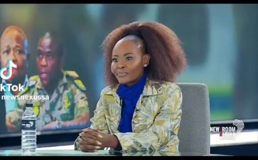 Lerato Pillay 🇿🇦💎🇿🇦 (@nyebe_official) on Twitter photo Allegedly: Do you guys remember that high ranking SAPS  lady who helped award Cat Matlala a dodgy tender then resigned to go and work for him chowing the same money from the tender? 
She is Sibiya's baby momma...! Ja!
We are a officially a crime scene Allegedly: Do you guys remember that high ranking SAPS  lady who helped award Cat Matlala a dodgy tender then resigned to go and work for him chowing the same money from the tender? 
She is Sibiya's baby momma...! Ja!
We are a officially a crime scene