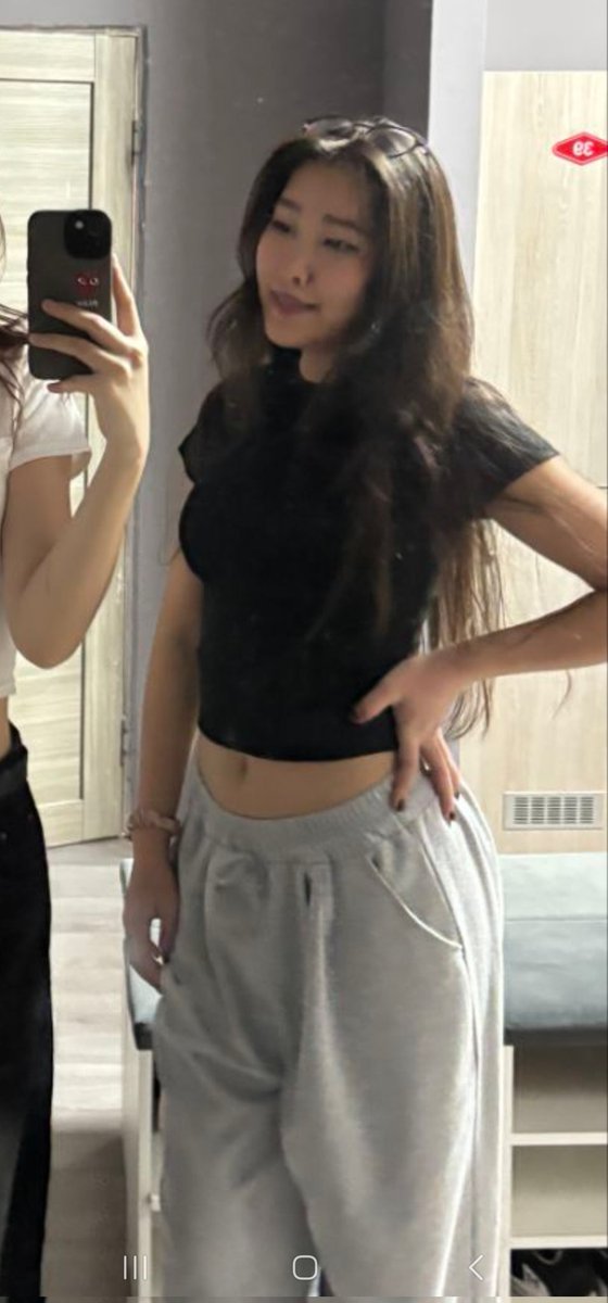 Akiidesu ⚘ tweet media