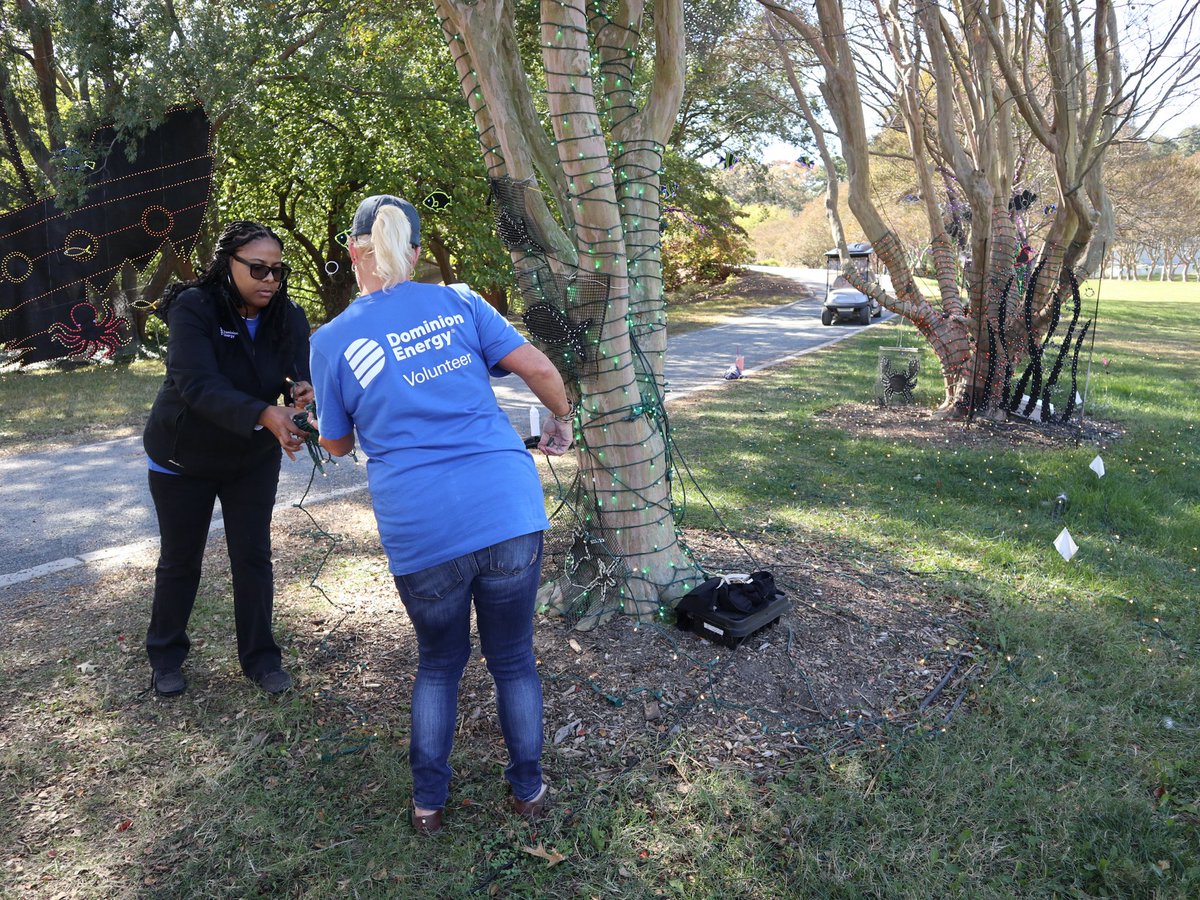 Norfolk Botanical Garden tweet media