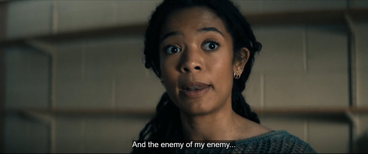 Random TV Screenshots tweet media