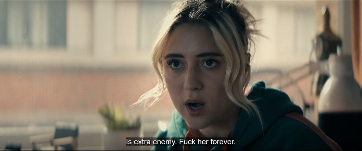 Random TV Screenshots tweet media