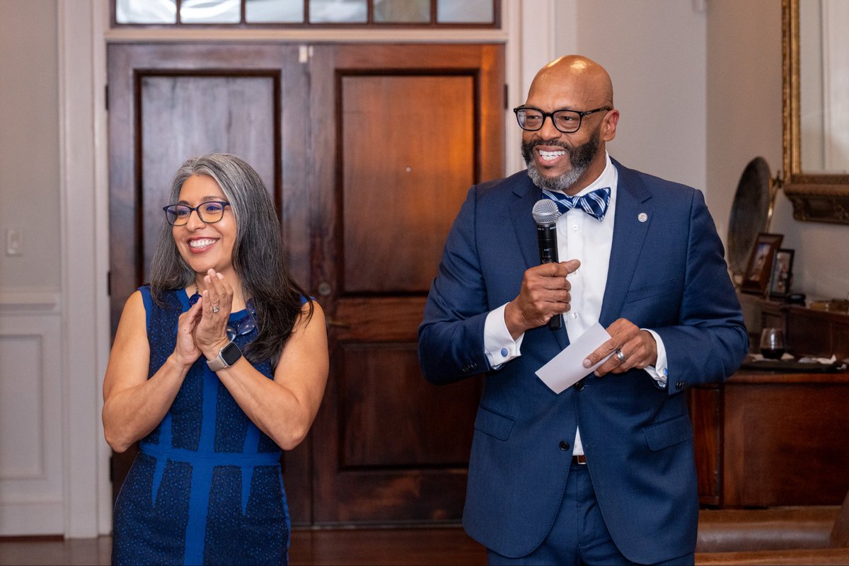 BrianOHemphill's tweet photo. Homecoming provides many opportunities to bring together our campus and the Commonwealth. Thankful to engage with our elected officials, business leaders, and community partners who champion ODU and our region’s growth. 🤝 #ForwardFocused #ODUHomecoming https://t.co/ajrWnfN9Gs