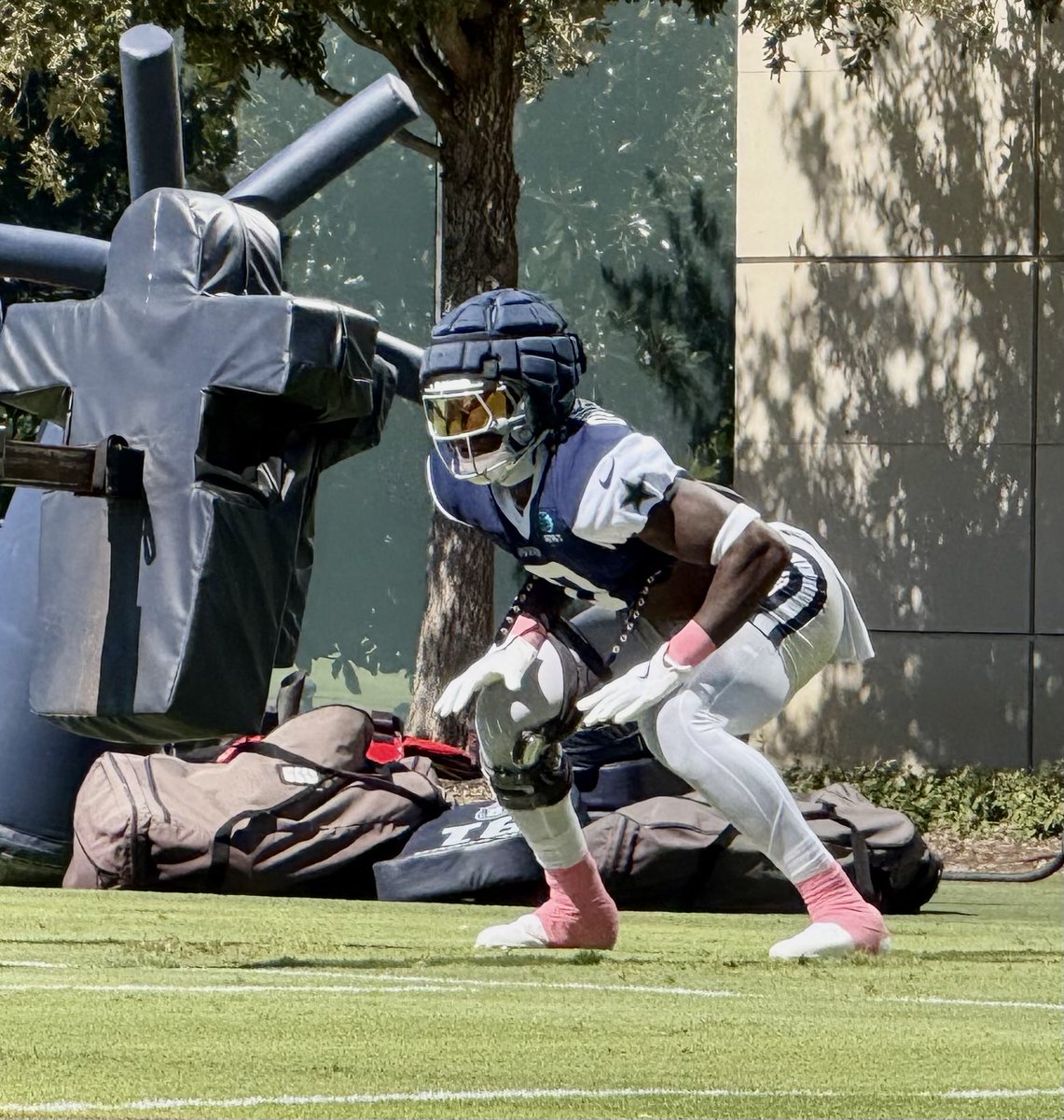 DeMarvion Overshown is back at practice 