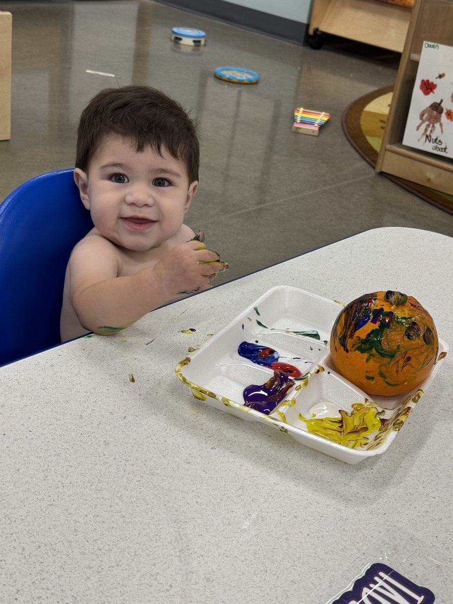 Happy National Color Day! Our little ones celebrated by diving into a world of vibrant creativity, exploring finger painting, and discovering the many colors all around them. It was a joyful, messy, and colorful morning full of imagination! #CDCLILDRAGONS