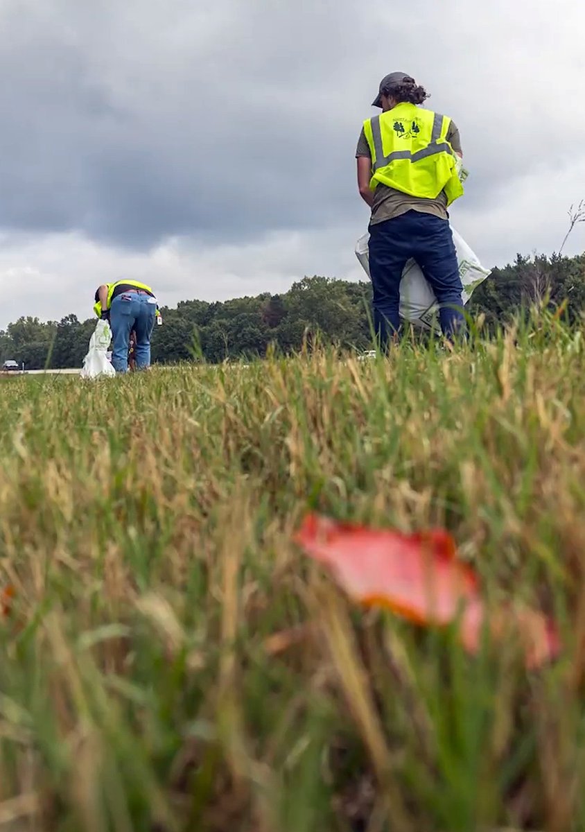 A big shoutout to our Holland, Michigan team who took part in their annual fall highway cleanup, proving once again what it means to live our values: principled, committed, and win together. #PoweredByClarios #Community #CleanUp