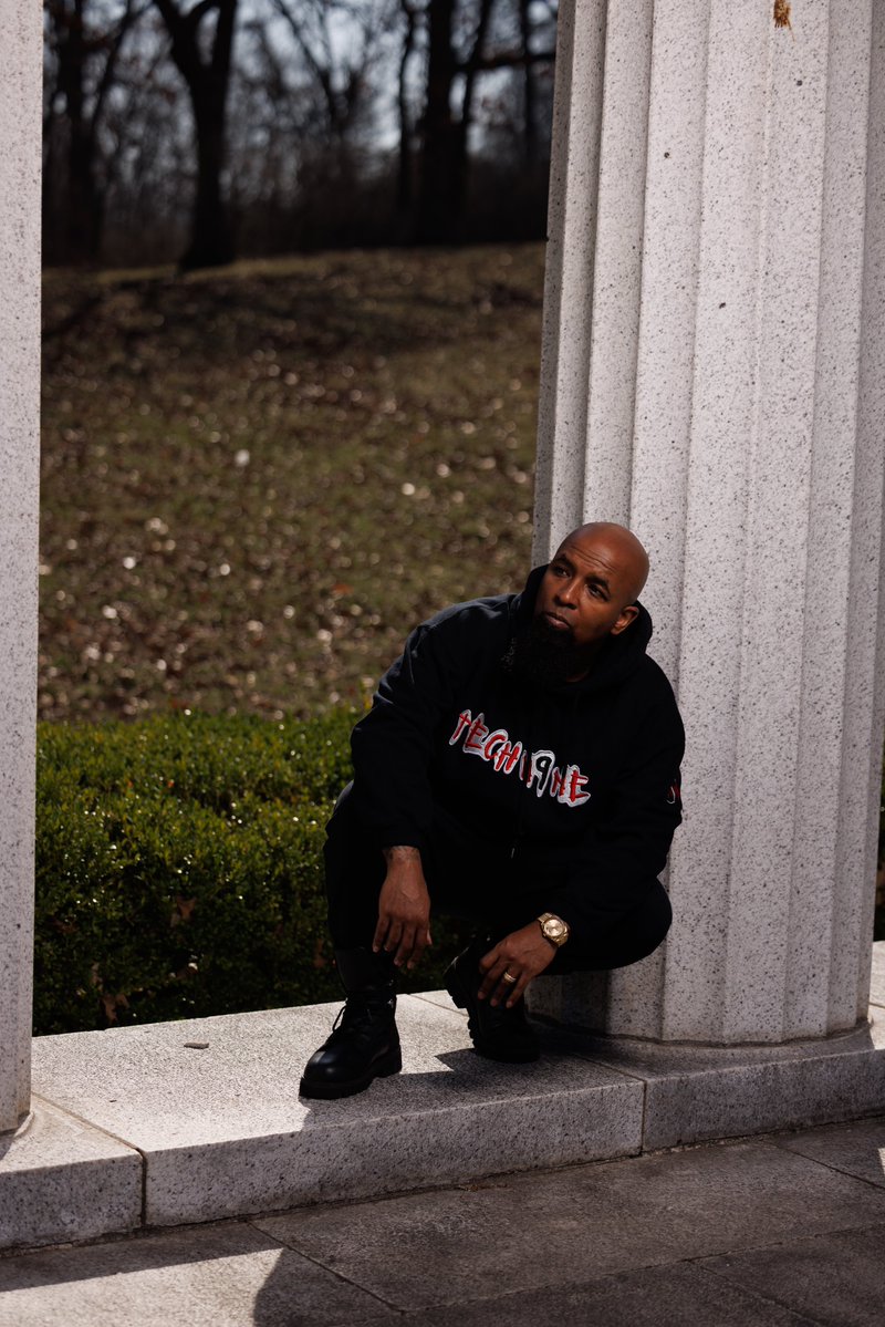 Tech N9ne (@techn9ne) on Twitter photo Caption this for me. Caption this for me.
