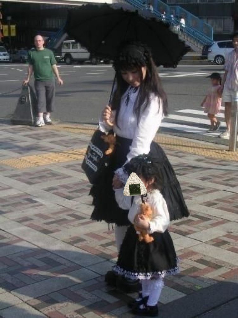 lets be rorita together with mama ♡