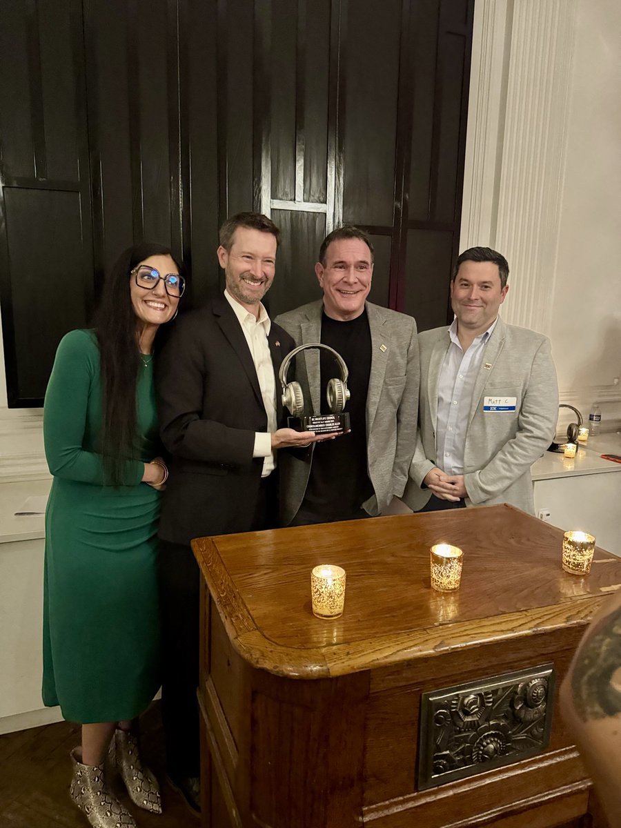 SmallBizDC's tweet image. Last night, #DSLBD was #DCProud to join the @DCNightCouncil Annual Awards Ceremony to celebrate the creativity, advocacy, and impact of the people &amp;amp; places that keep DC thriving after dark 🌃  Congrats to all of the awardees—@cmcharlesallen, @cmbrookepinto, &amp;amp; the @BlackCatDC 🎊🏆