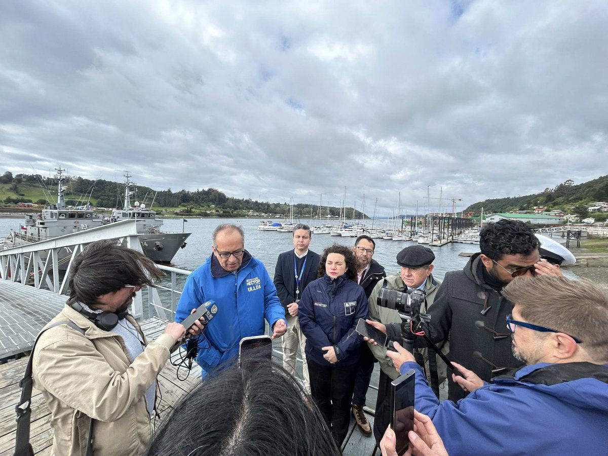 El subsecretario Claudio Reyes encabezó la partida del buque Cirujano Videla, que recorrerá islas del sur entregando información sobre la Reforma de Pensiones.

El Previbarco combina atención médica y orientación previsional para llegar a comunidades aisladas ⚓