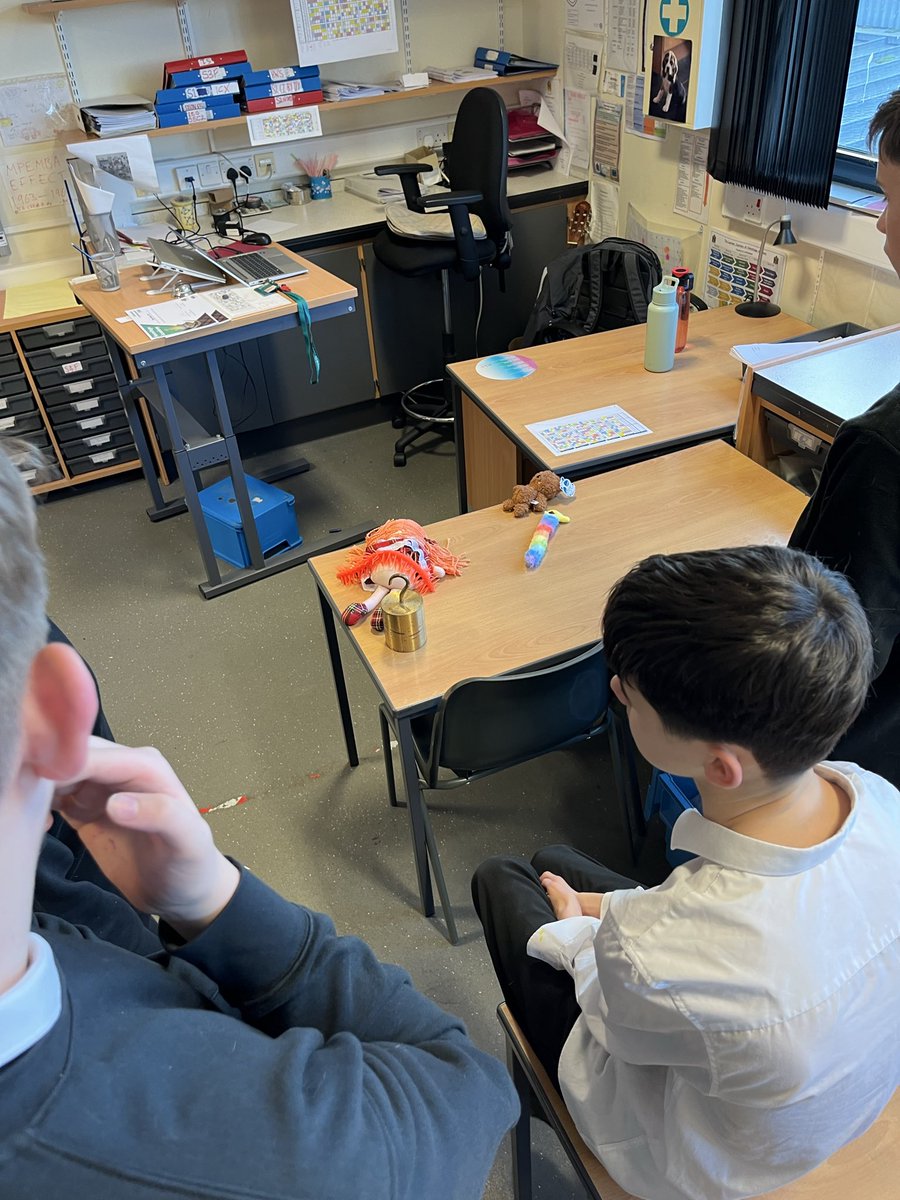 HermiAcadSci's tweet image. Great session by Glasgow Scientific Services for the Lv5 and 6 NPA classes this morning! They have labs that cover chemical &amp;amp; microbiological testing of food, water, consumer products and environmental monitoring and legal metrology. #UNCRCArticle29