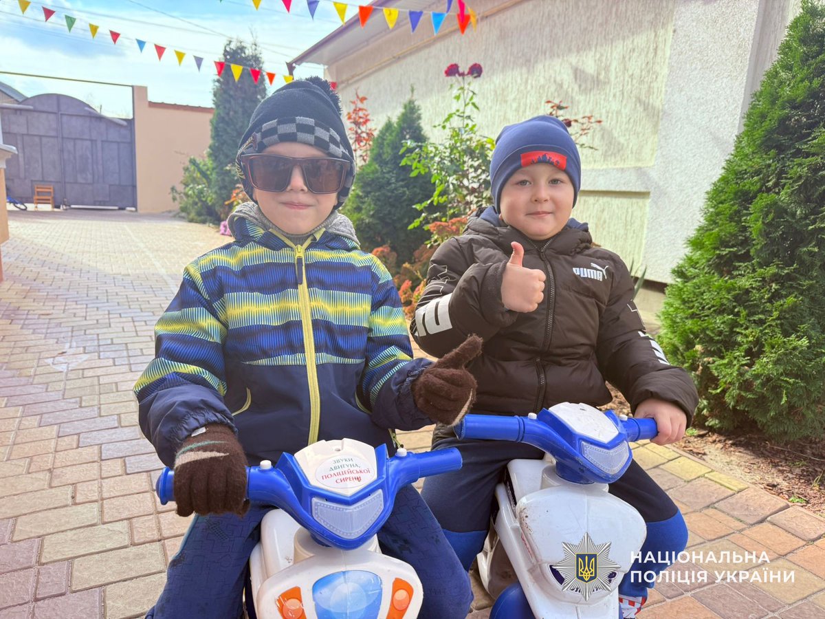 GUNP_Dnipro's tweet image. День професій у садочку: малюки дізналися про роботу поліцейських
Джерело: dp.npu.gov.ua/news/den-profe…
@34_tv
@news112ua
@istv
#Поліція #Дніпро #новини