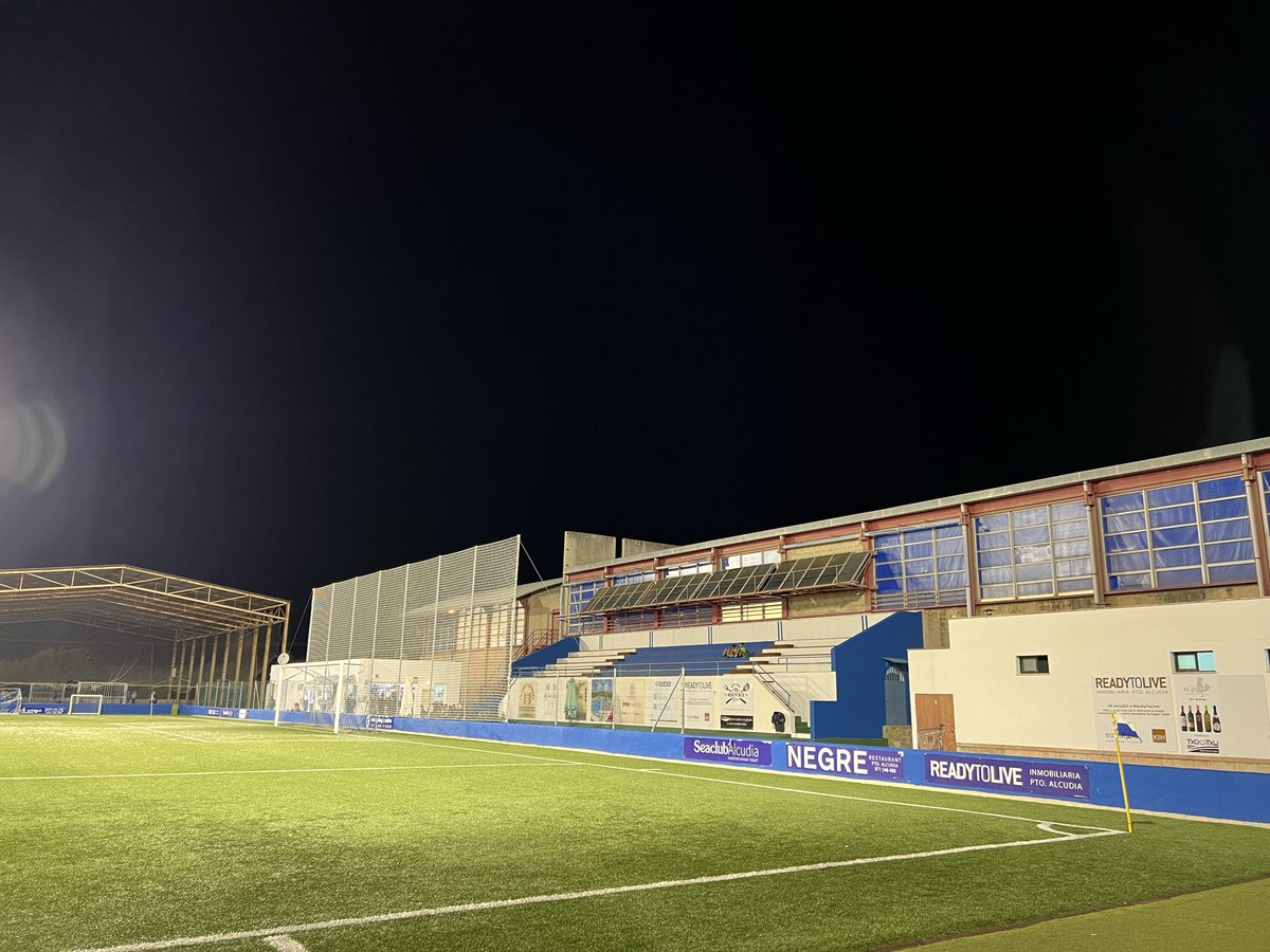 DanMKDons's tweet photo. Alcúdia v Platges de Calvià in the Tercera Federación Group 11 (Balearic) 🇪🇸 https://t.co/ptn0v8icV2
