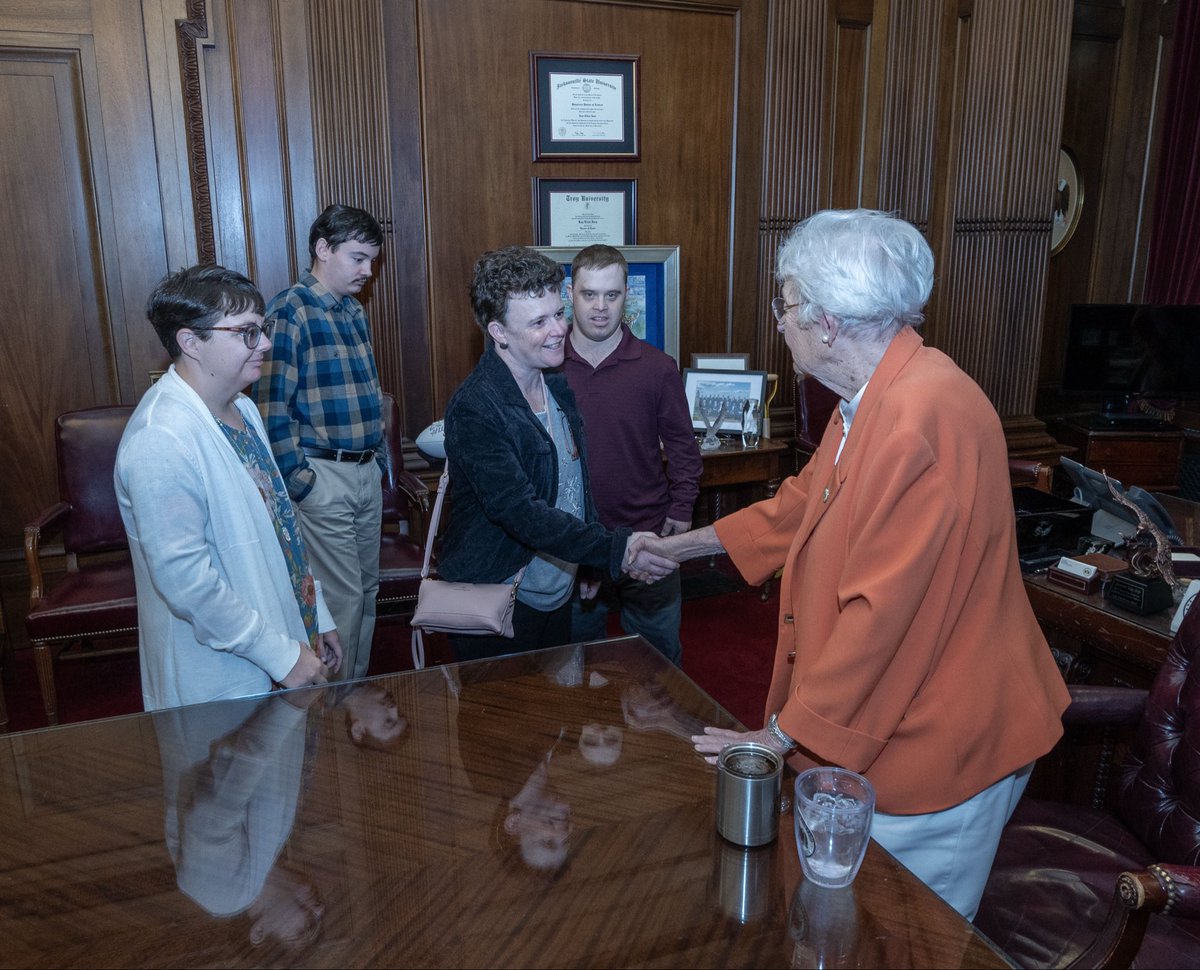 Governor Kay Ivey tweet media