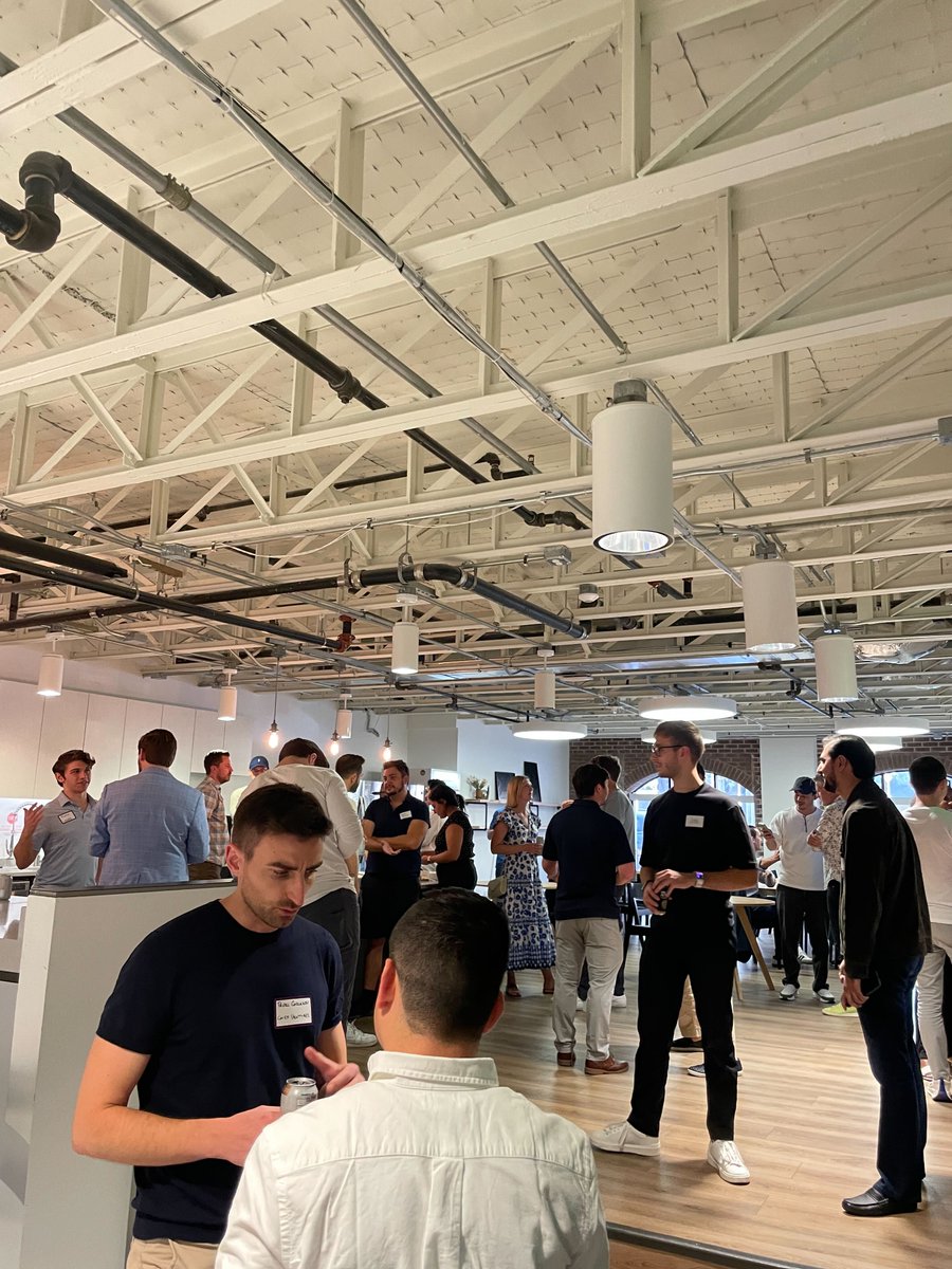 S3ventures's tweet image. 🌟 We loved kicking off #AustinTech Week at the Accelerator Alumni Meetup alongside an incredible group of #founders, #mentors, and #investors!

A big thank you to @AntlerGlobal for hosting and to @the_anti_vc and @Techstars for bringing everything to life. 

We’re already…