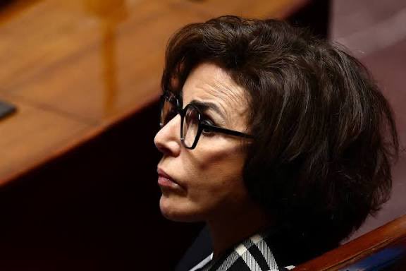 francoise degois tweet media