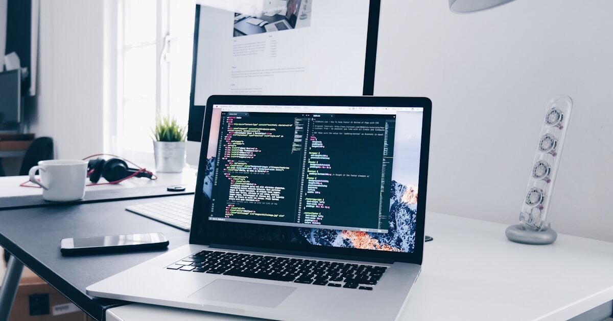 husainkaizar's tweet image. Small refactor, big win: trimming a component cut load time by 30%. Reminder — keep bundles focused, lazy-load noncritical UI, and measure before you change. Fast UX lowers churn and support. How do you prioritize performance? #WebDevelopment #Coding #UX