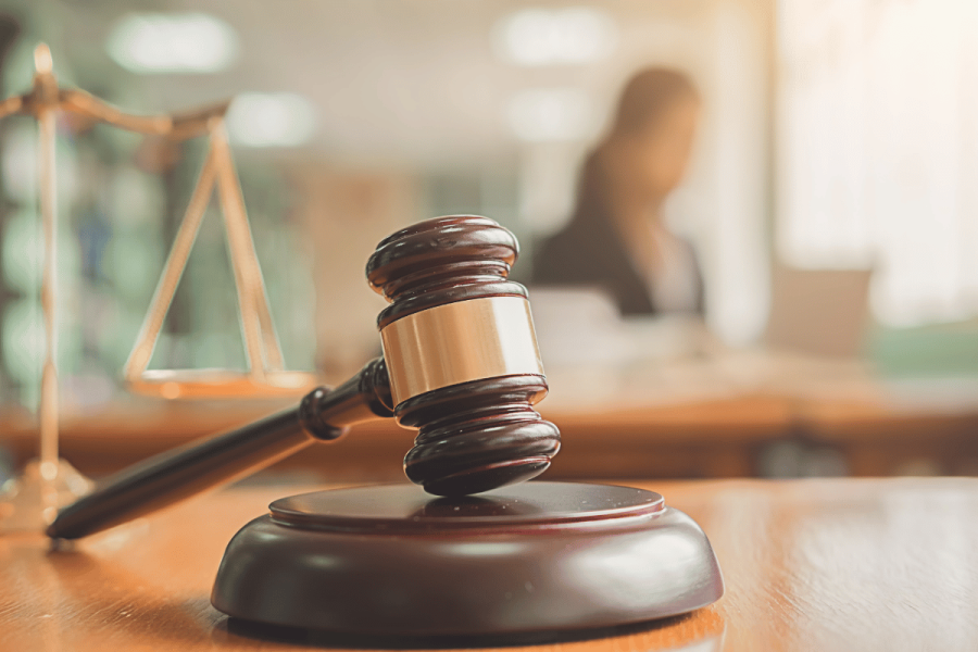 ProperGuide's tweet image. Missouri man uses $1.5 million embezzlement funds to gamble - devicedaily.com/pin/missouri-m… #content