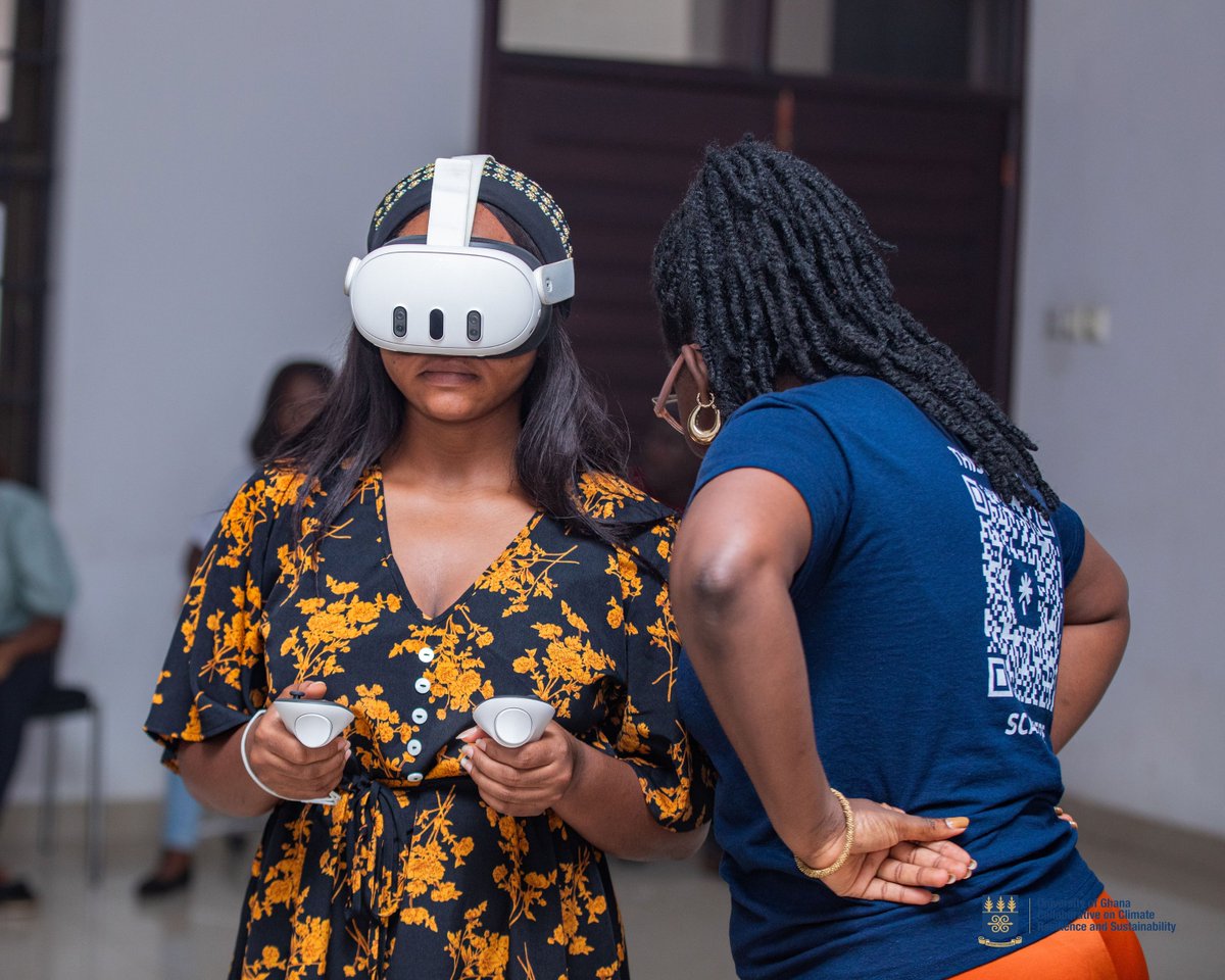 UGCCReS's tweet image. This #WorldEnvironmentDay, we saw VR powerfully illustrate climate change impacts. 🌍💡
We believes in #TechForGood to hit #GlobalGoals. Our Innovation team mentors young African innovators for green solutions!
Keep eyes on our pages for upcoming opportunities! 🚀