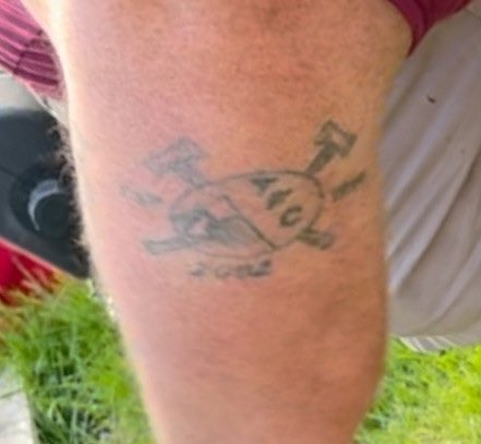 PeterTwinklage's tweet image. the “1919” is part of a tattoo commemorating Platner’s time with the Trail Crew Association. 

In 1919 the AMC Department of Improvements realized that the existing system of trail maintenance was no longer sufficient and started AMC White Mountain Trail Crew.

it’s no Nazi tat.