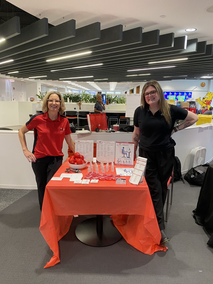 DPTRed's tweet image. Great time at the Haribo Health Fair!

 #DPTRed #GetBetterFaster