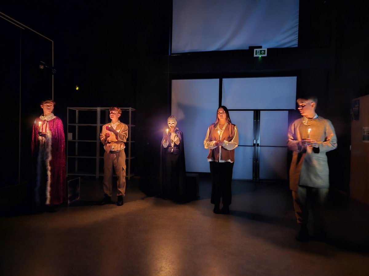 GCSE Drama &amp; Music Performances this evening <a href="/TheOngarAcademy/">The Ongar Academy</a> - so very proud of our year 11s - #HardWorkPaysOff