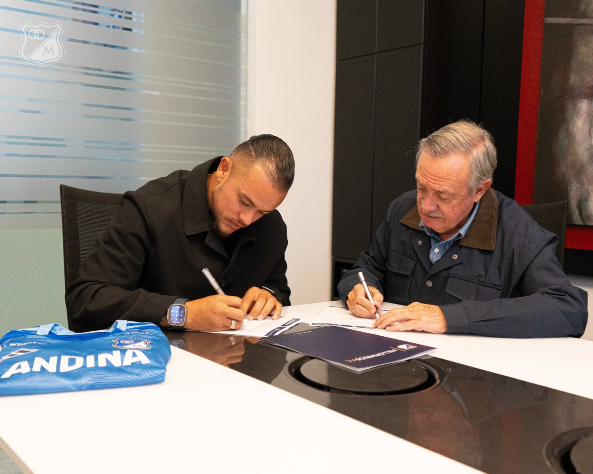 ✍️💙 ¡Renovado! Leonardo Castro sigue escribiendo nuestra historia por 3 años más: 2026, 2027 y 2028. ⚽️🔥Ⓜ️