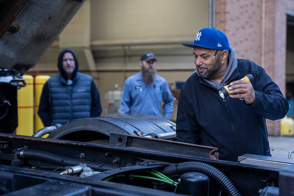 It’s that time of year when we start sharing our “Don’t Crowd the Plow” message with motorists. In preparation for the winter driving season, Ohio Turnpike crews continued snowplow truck inspections today (Oct. 22, 2025) at Boston (Summit County) and Amherst (Lorain County)